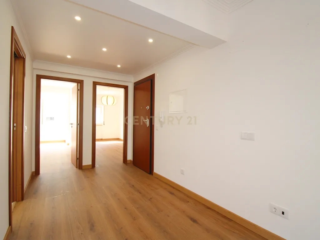 T2 na Amora, Remodelado - Image 22