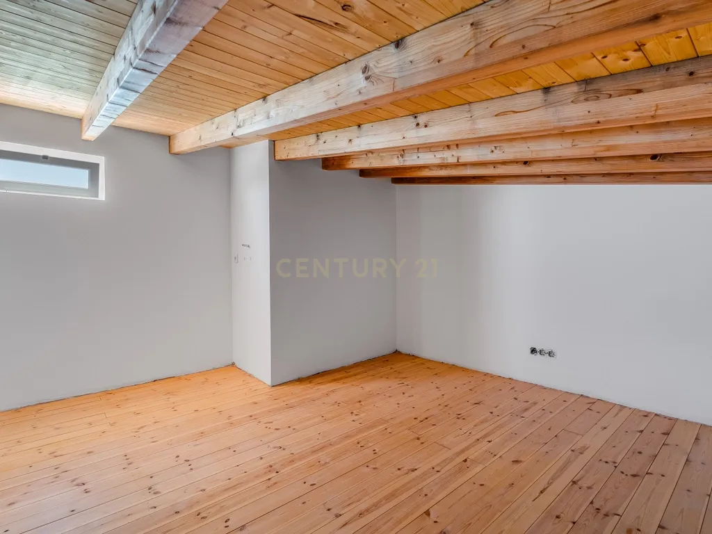 Personalize a Sua Casa – Moradia Terrea T2+2 em Fase de Acabamentos com 500m² de Terreno - Image 20
