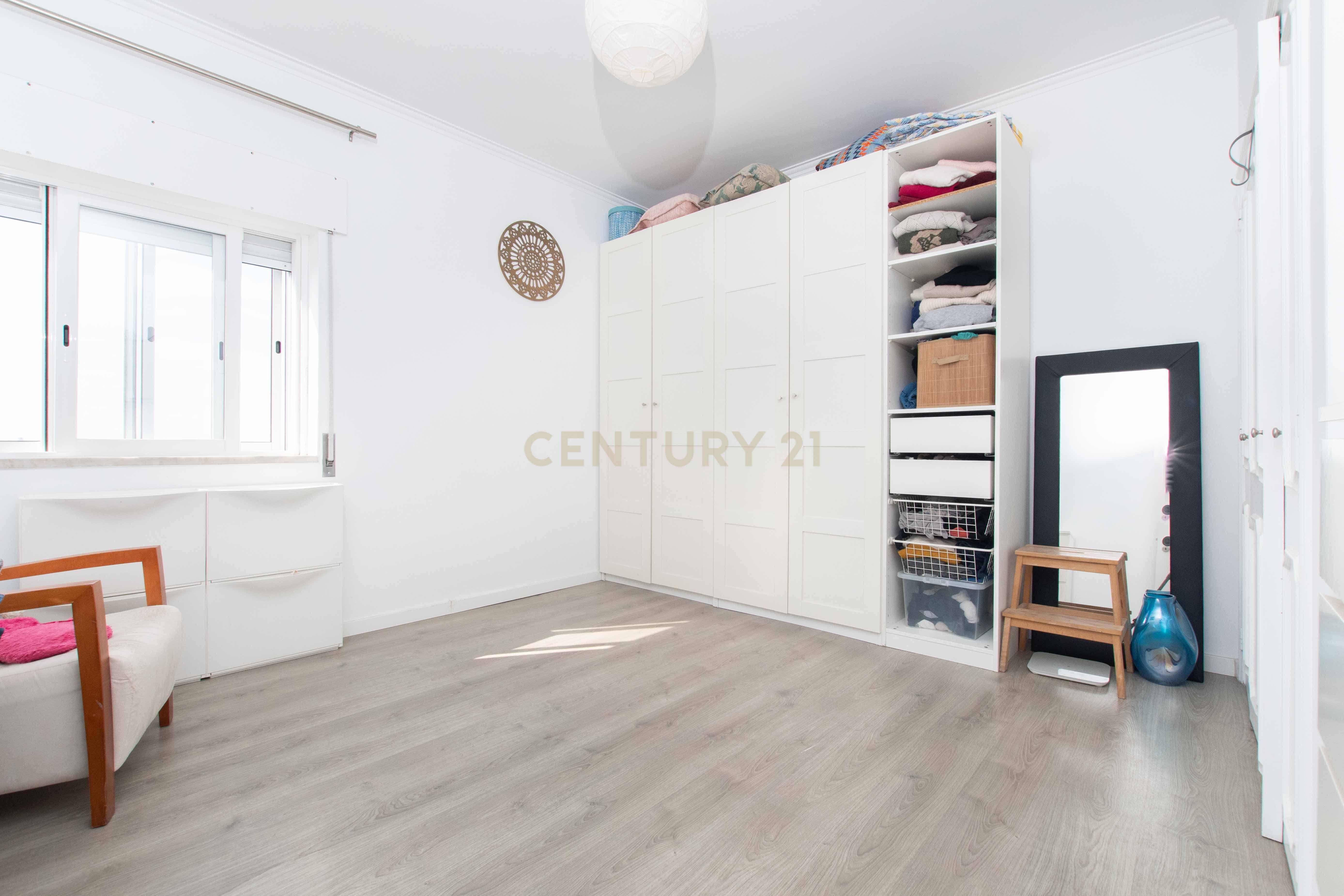 Fotografia 11 de Apartamento T4 Vista Rio , Póvoa de Santa Iria