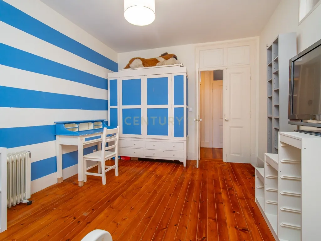 Penthouse Duplex T8 em Campo de Ourique - Lisboa - Image 13