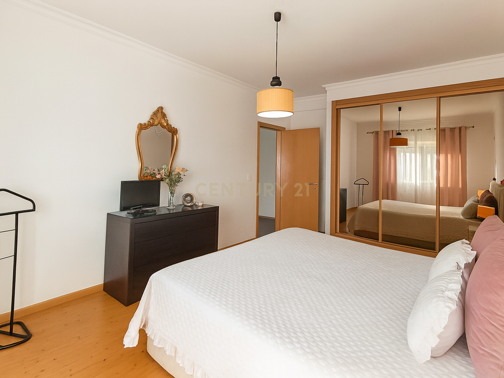 Castro Verde: Viva Uma Casa Onde os Sonhos se Encontram Com Tranquilidade. - Image 7