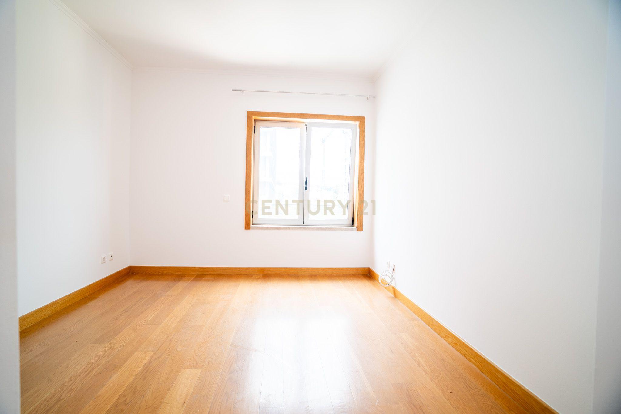 Fotografia 11 de Apartamento T1 no Edifício ECRA com Lugar de Estacionamento