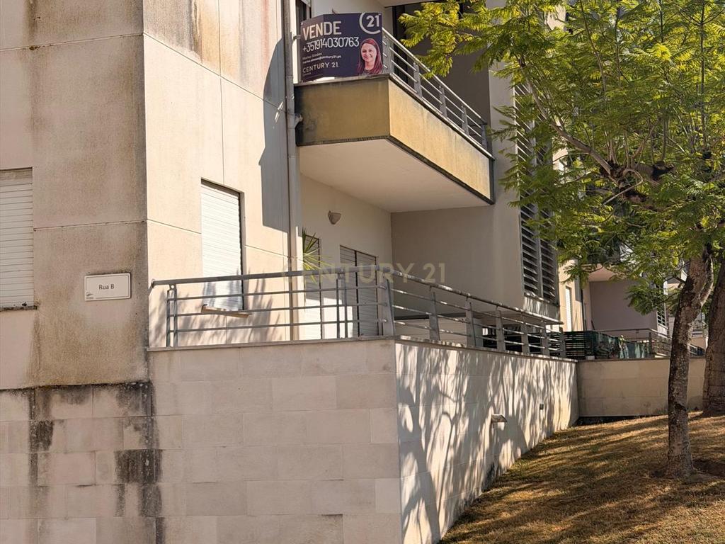 APARTAMENTO T3 C/ GARAGEM | QUINTA DO BARROSO | CONDEIXA-A-NOVA - Image 3