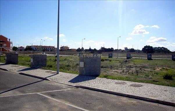 Land for sale in Montijo, Portugal — €90,000