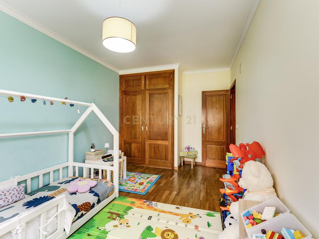 Apartamento T3 com 129m2 e Garagem, na Quinta Da Piedade   - Image 12
