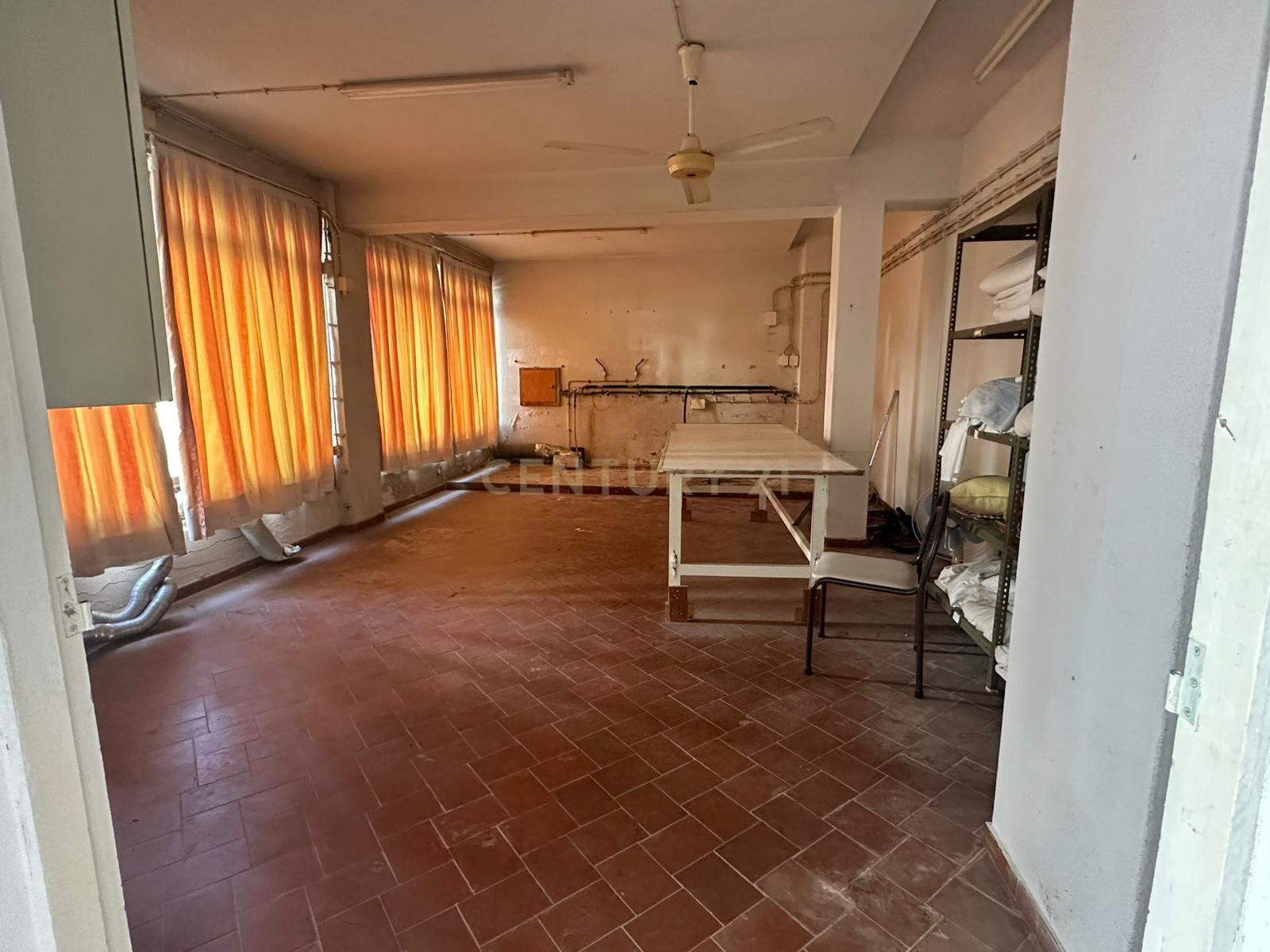 Fotografia 12 de Centro Empresarial Premium de Vilamoura | 3 Frações Comerciais | Arrendamento ou Venda