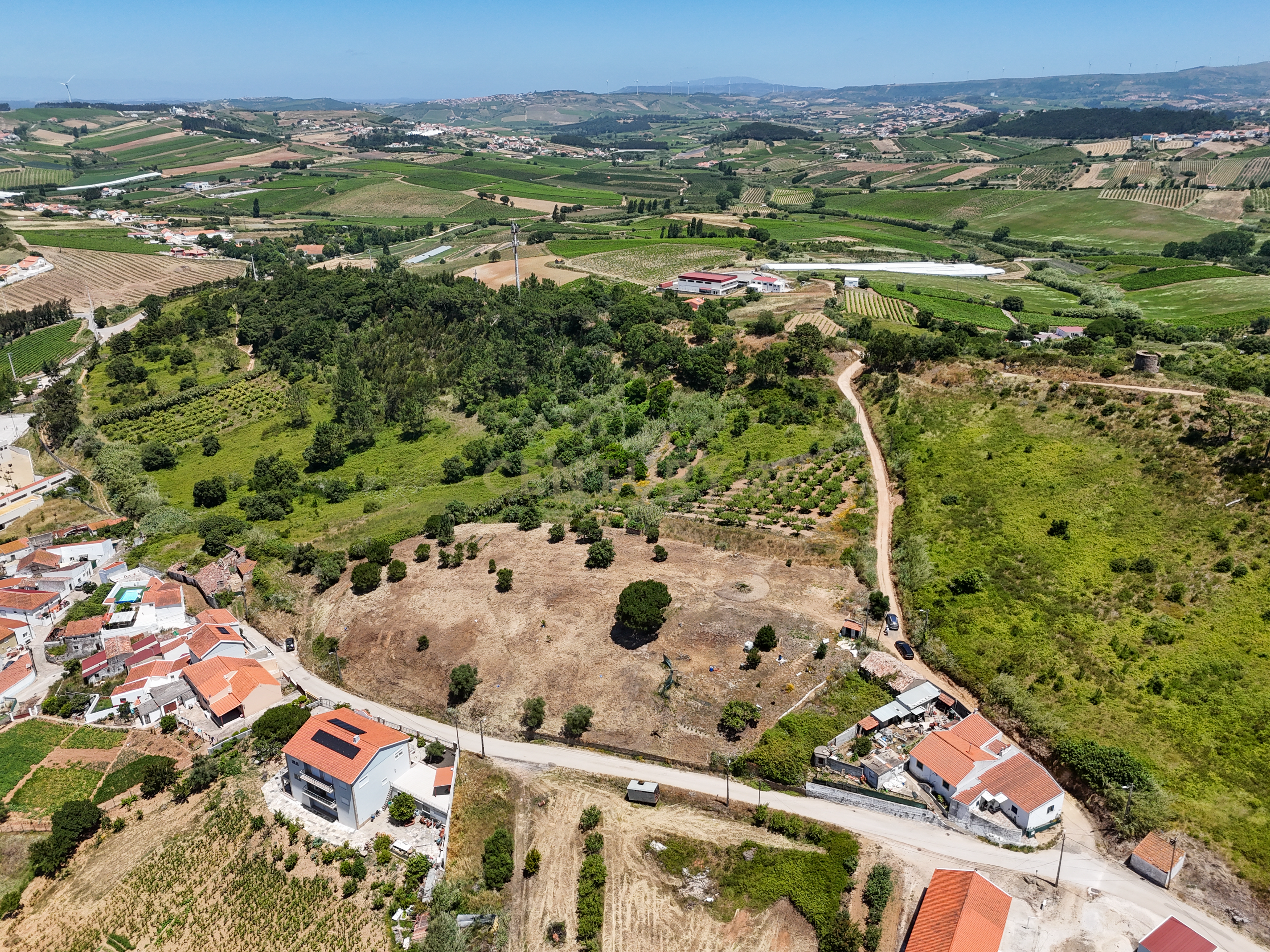 Fotografia 5 de Terreno Urbano 3.758 m² | Potencial até 11 Fogos | Freiria – Torres Vedras