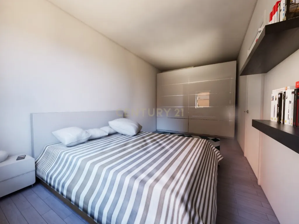 Moradia T3 - Totalmente remodelada - Image 5