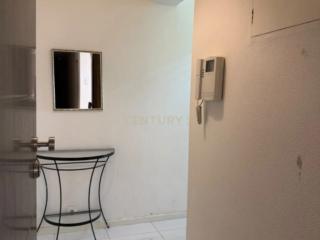 T1 em Algés, Oeiras - Localização Central e Conforto - Image 9