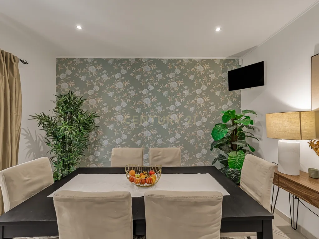 Moradia T3 isolada com garagem, Quinta do Conde - Image 10