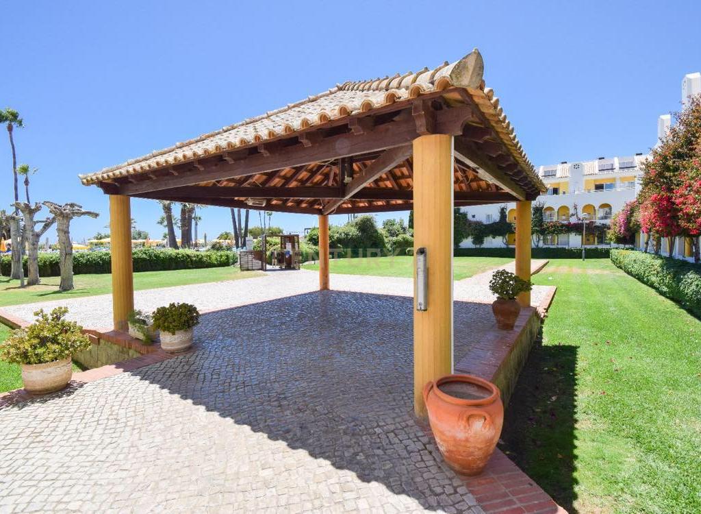 T0+1 no Condomínio Golden Clube Cabanas - Tavira - Image 2