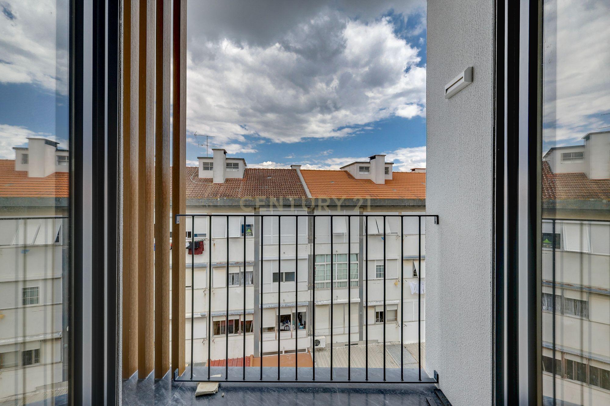 Apartamento T3 à venda em Santa Iria de Azoia, São João da Talha e Bobadela, Loures — foto 18