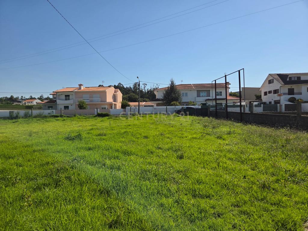 Moradia para Reconstrução em Lote de 2070m² – Possibilidade de Destaque em 2 Terrenos – Terroso, Póvoa de Varzim - Image 16