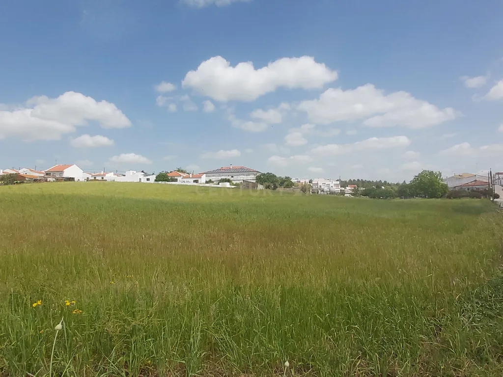 🌟 Oportunidade Única: Terreno Urbano com 12.850 m² a 7 km de Beja! - Image 3