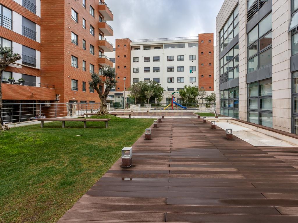 Escritório para Venda | 122 m² | 3 Estacionamentos | Lisboa - Image 3