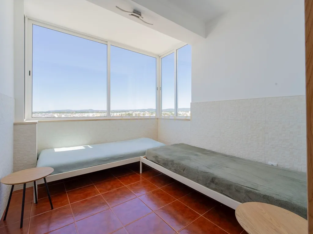 Apartamento T2 com Vista Mar e Serra, na Baixa de Olhão - Image 12