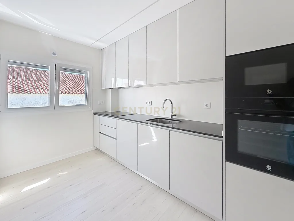 Encantador Apartamento T2 na Praia de Pedrógão — Novo a Estrear | 235.000€ - Image 3