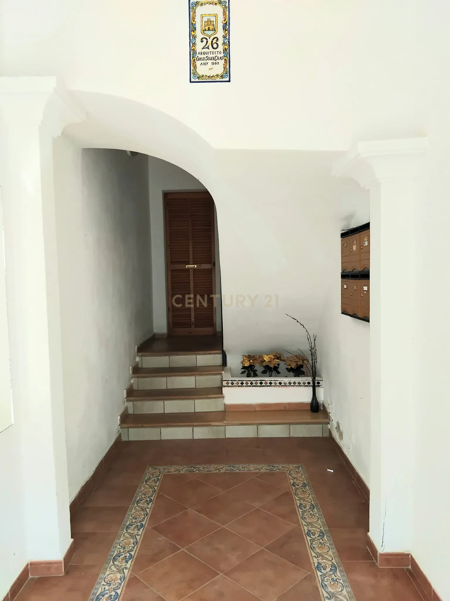 undefined - Image 3