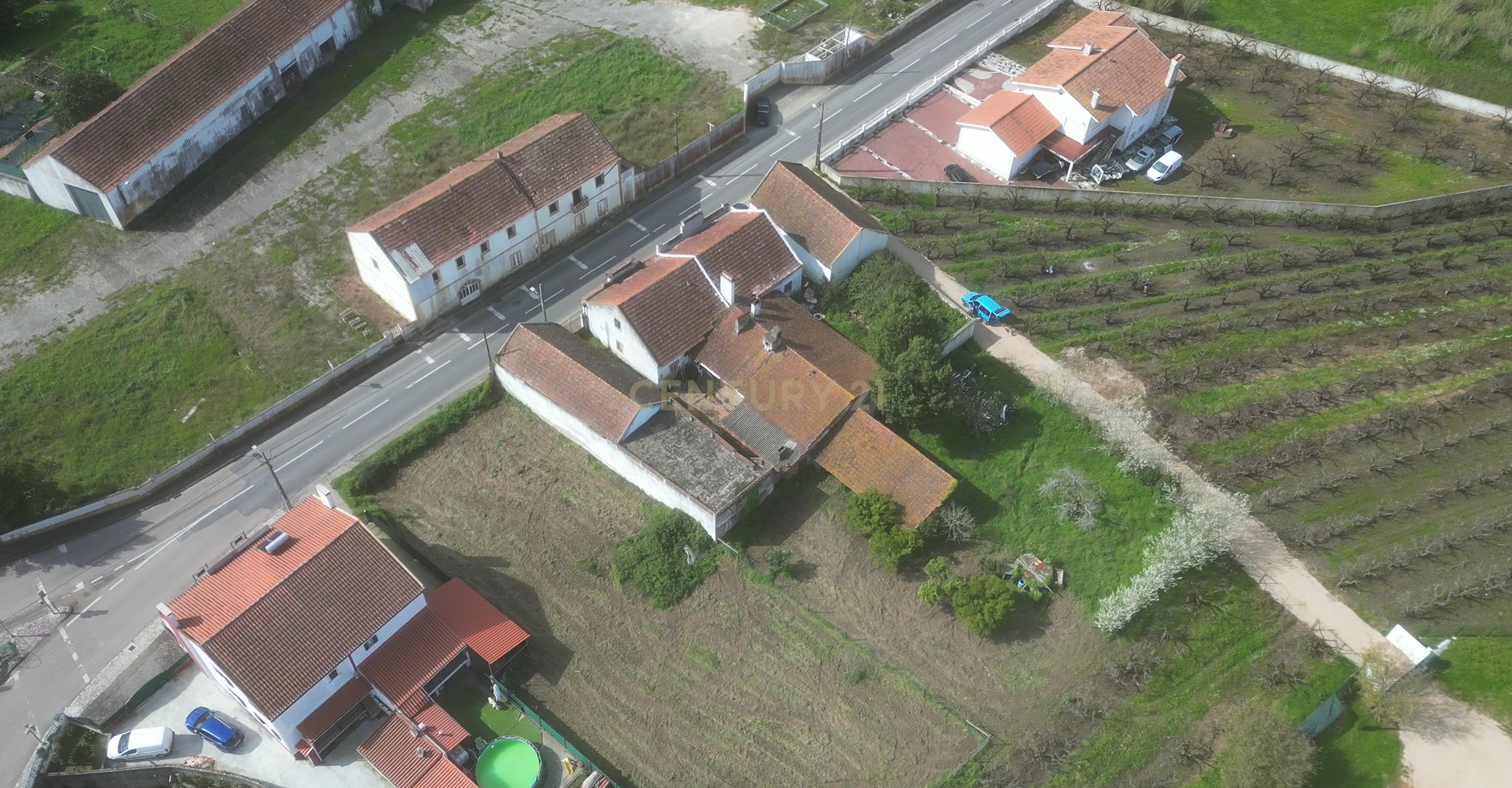 Moradia T3 com Adega e garagens no Vilar - Image 34