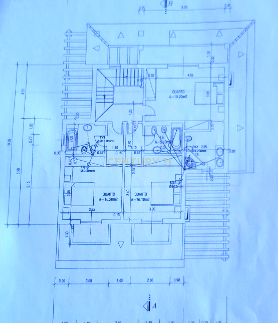 Moradia T4+1 com Piscina Privativa, Churrasqueira e Garagem - Image 44