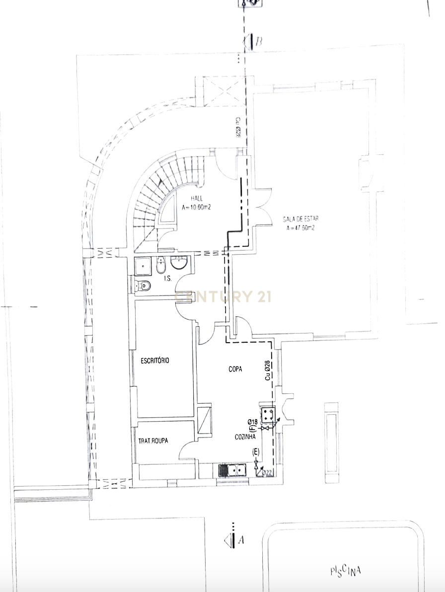 Moradia T4+1 com Piscina Privativa, Churrasqueira e Garagem - Image 45