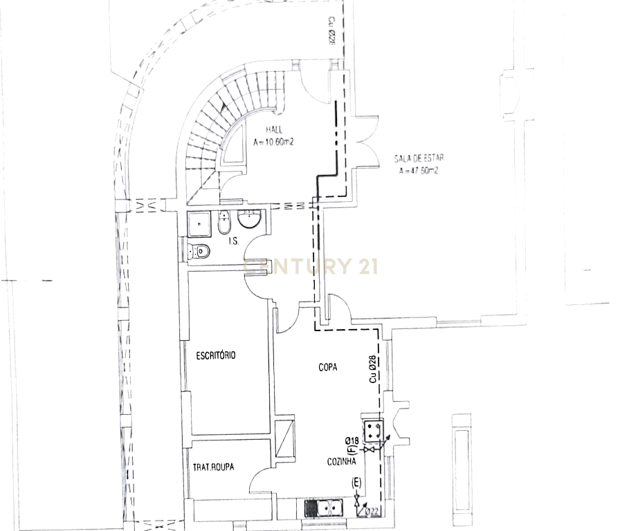 Moradia T4+1 com Piscina Privativa, Churrasqueira e Garagem - Image 45