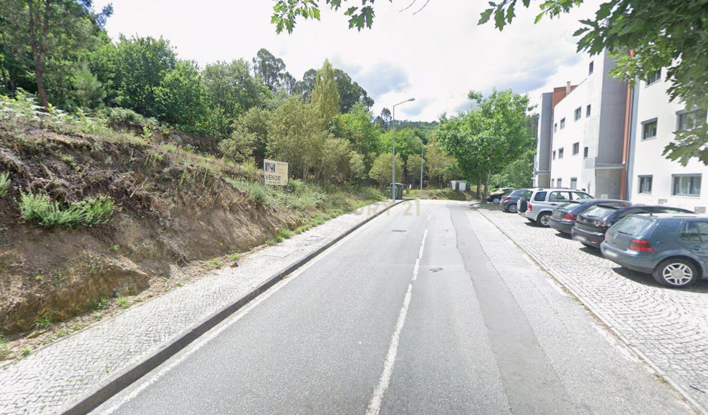 Terreno Urbano em São Pedro do Sul - Image 3