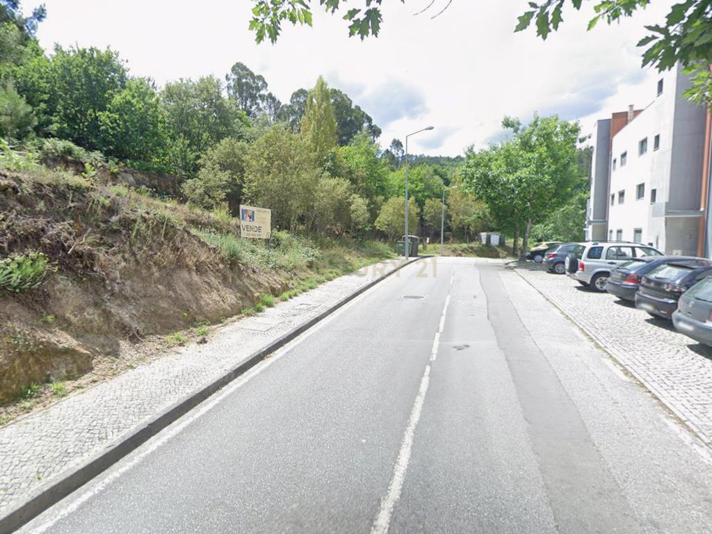 Terreno Urbano em São Pedro do Sul - Image 3