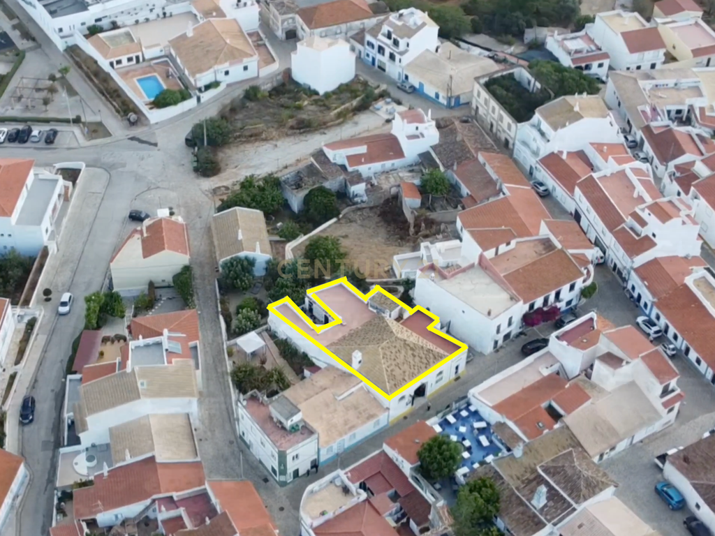 Oportunidade Única: Restaurante Histórico no Coração do Algarve - Image 16