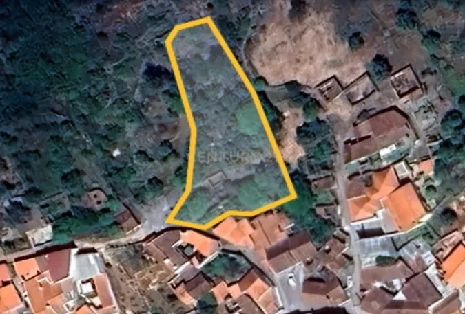 Ruína com Terreno de 1040 m2 em Casal do Freixo (Pedrogão) - Image 8