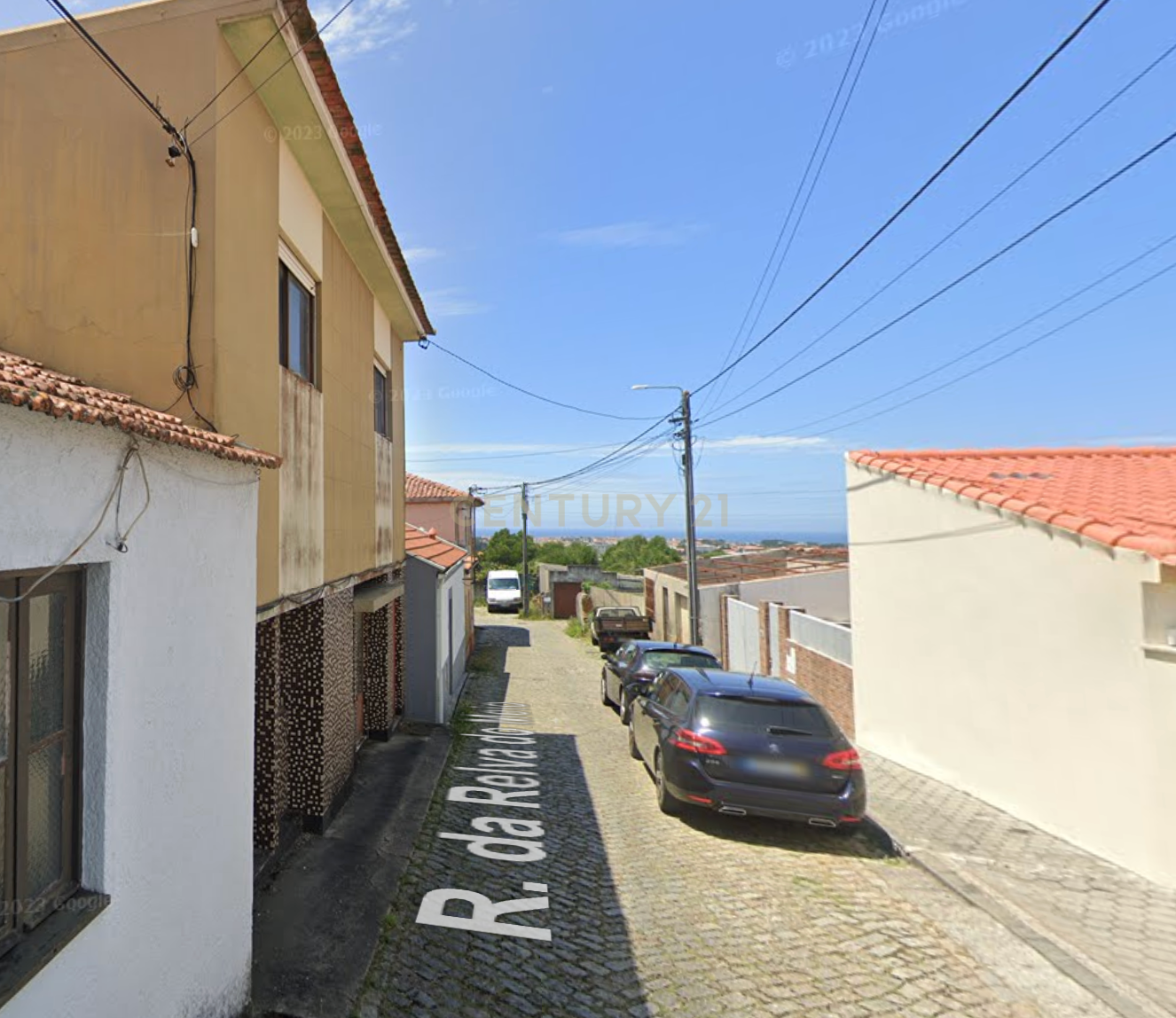 Casa para Recuperar em Ovar - 3 Quartos e 2 Casas de Banho - Image 18