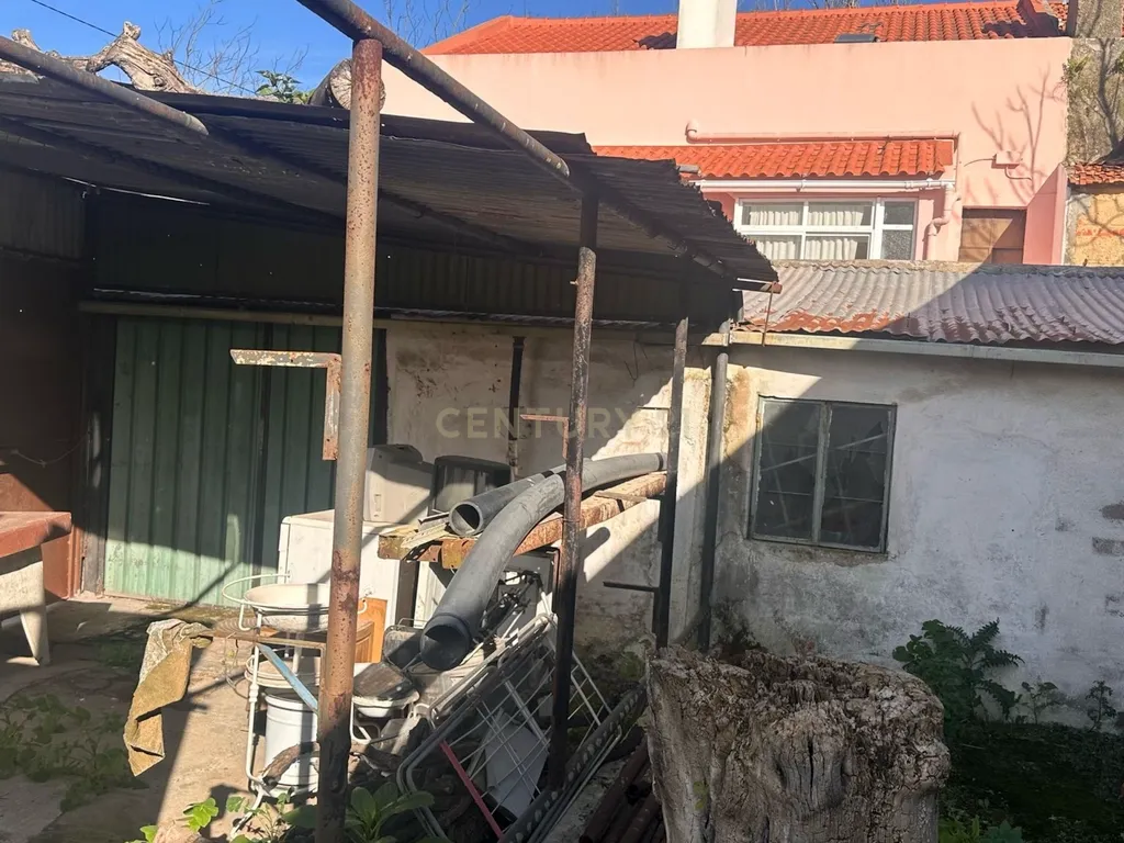 Prédio em Marvila com terreno de 589 metros! - Image 7