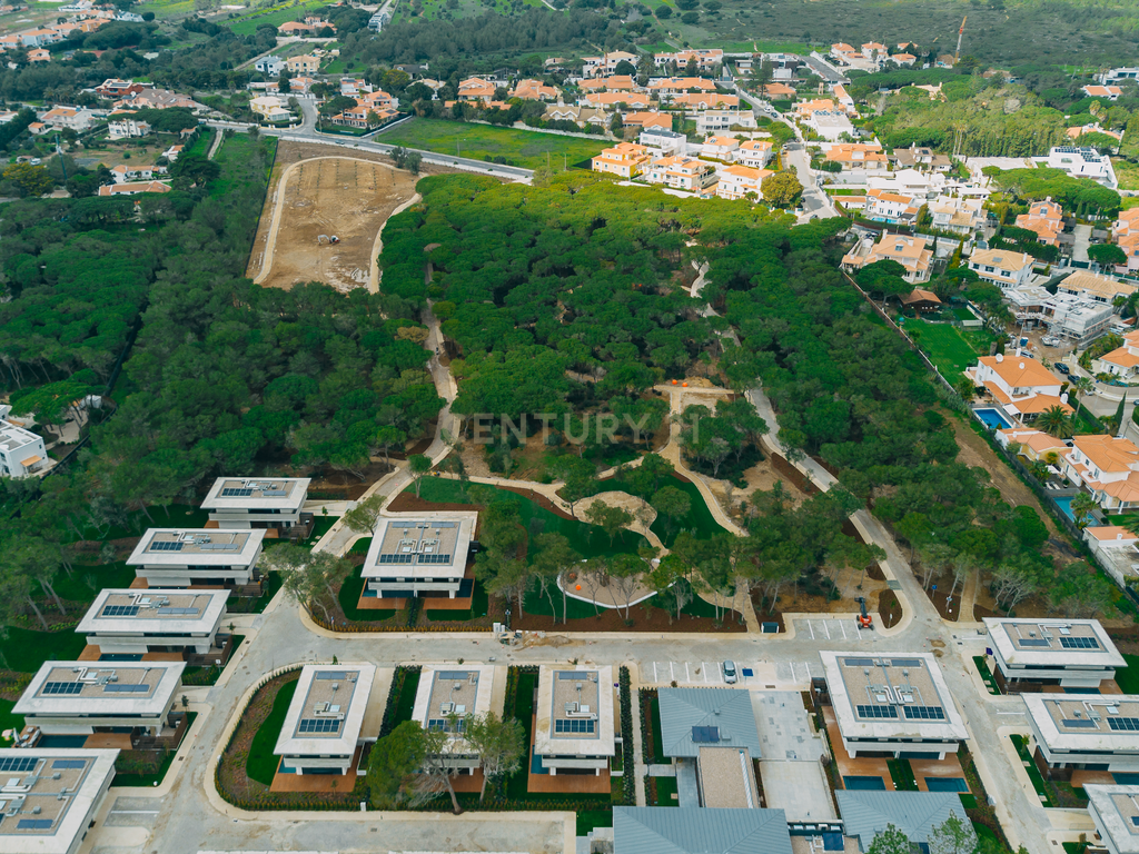 Moradia T4 com Terreno de 1.030m2 em Condomínio Fechado  - Image 45
