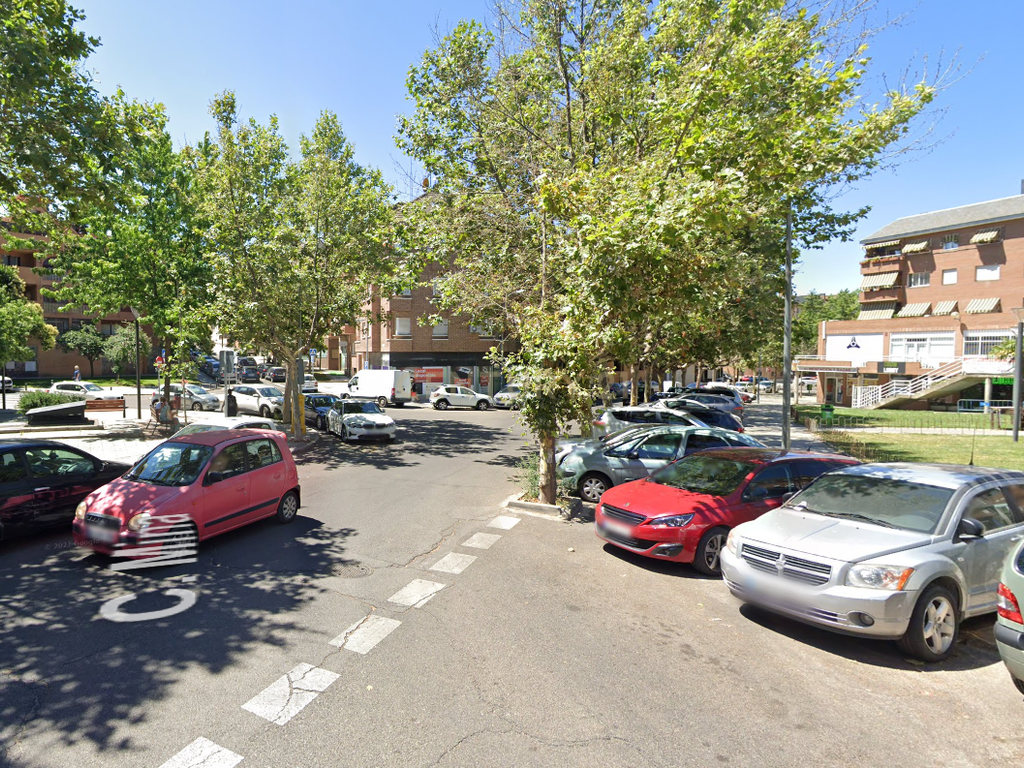 undefined - Image 2