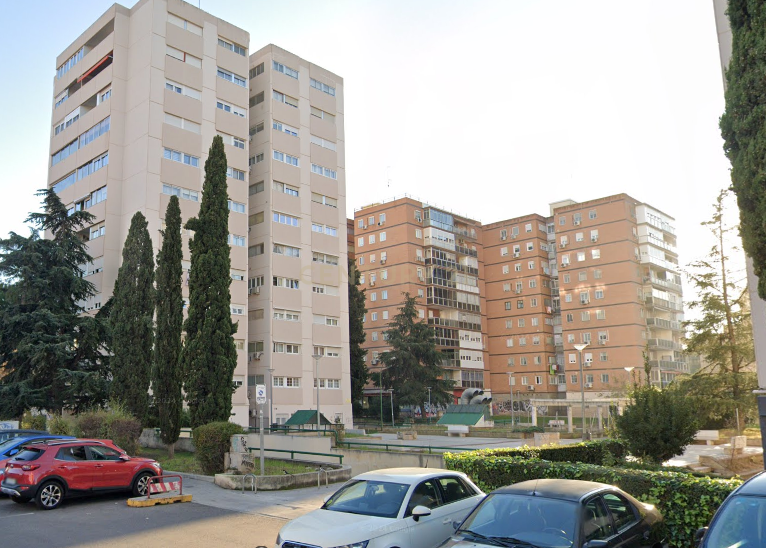 undefined - Image 2