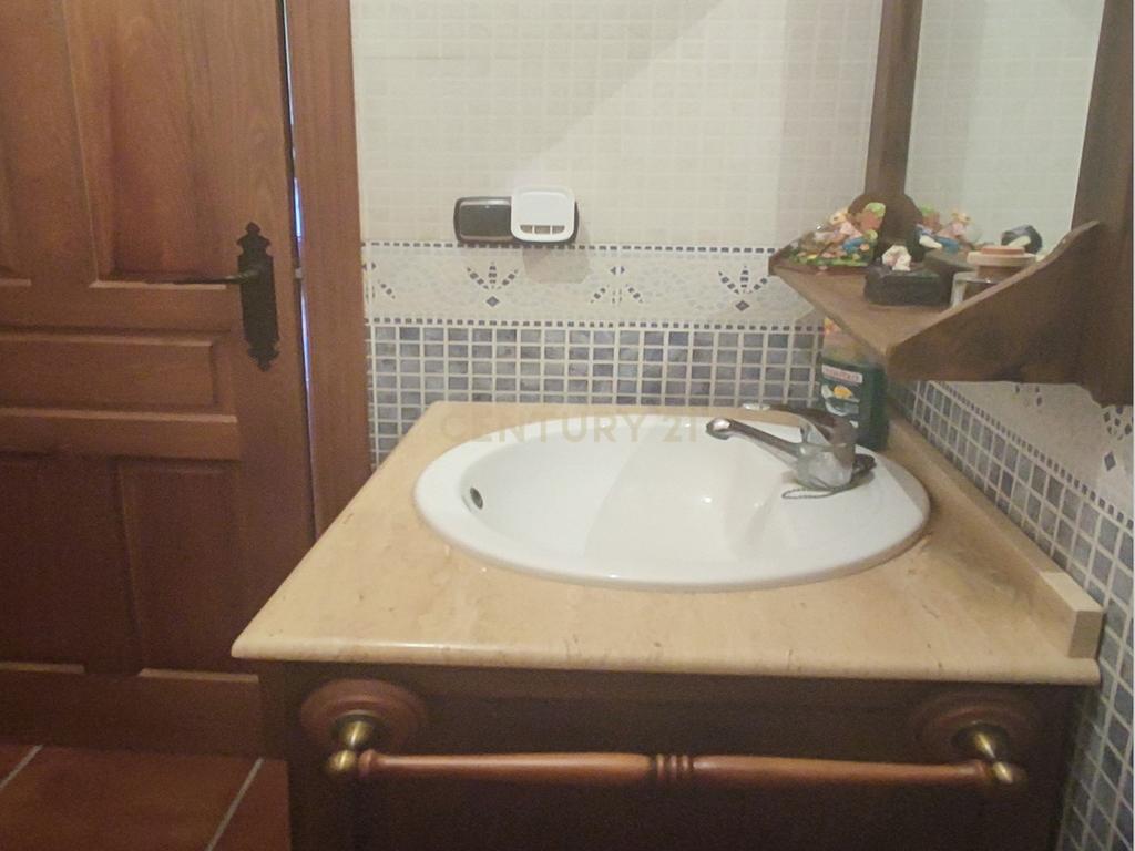 undefined - Image 13