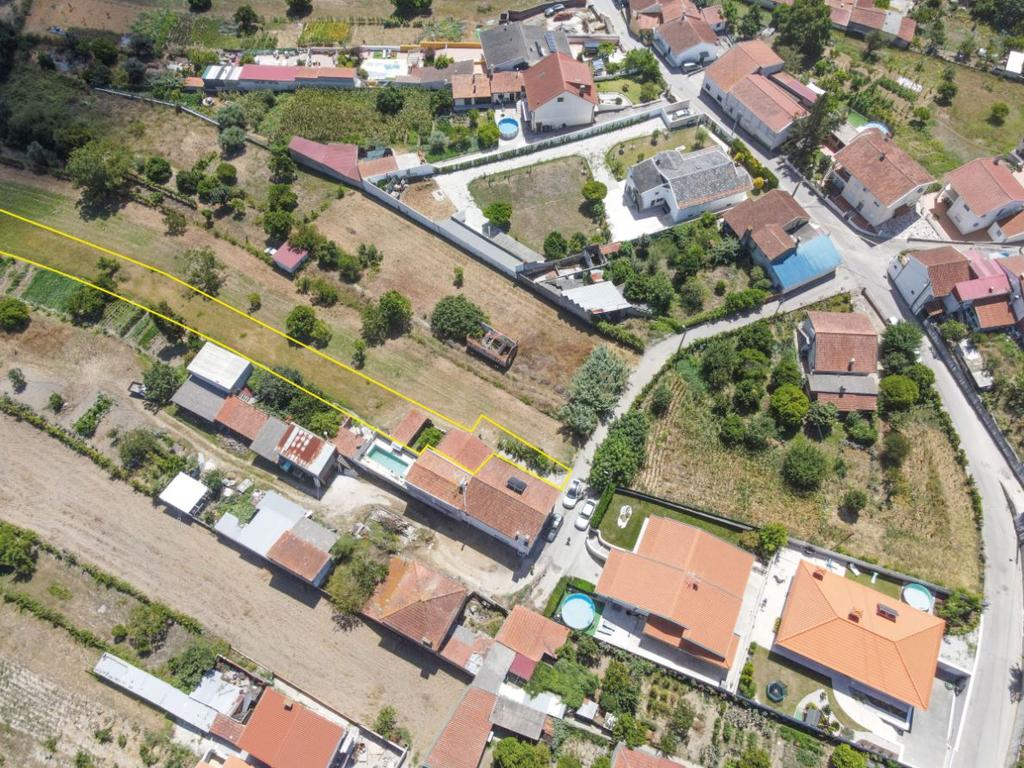 Moradia para Reconstrução em Vila Verde, Coimbra - Image 23