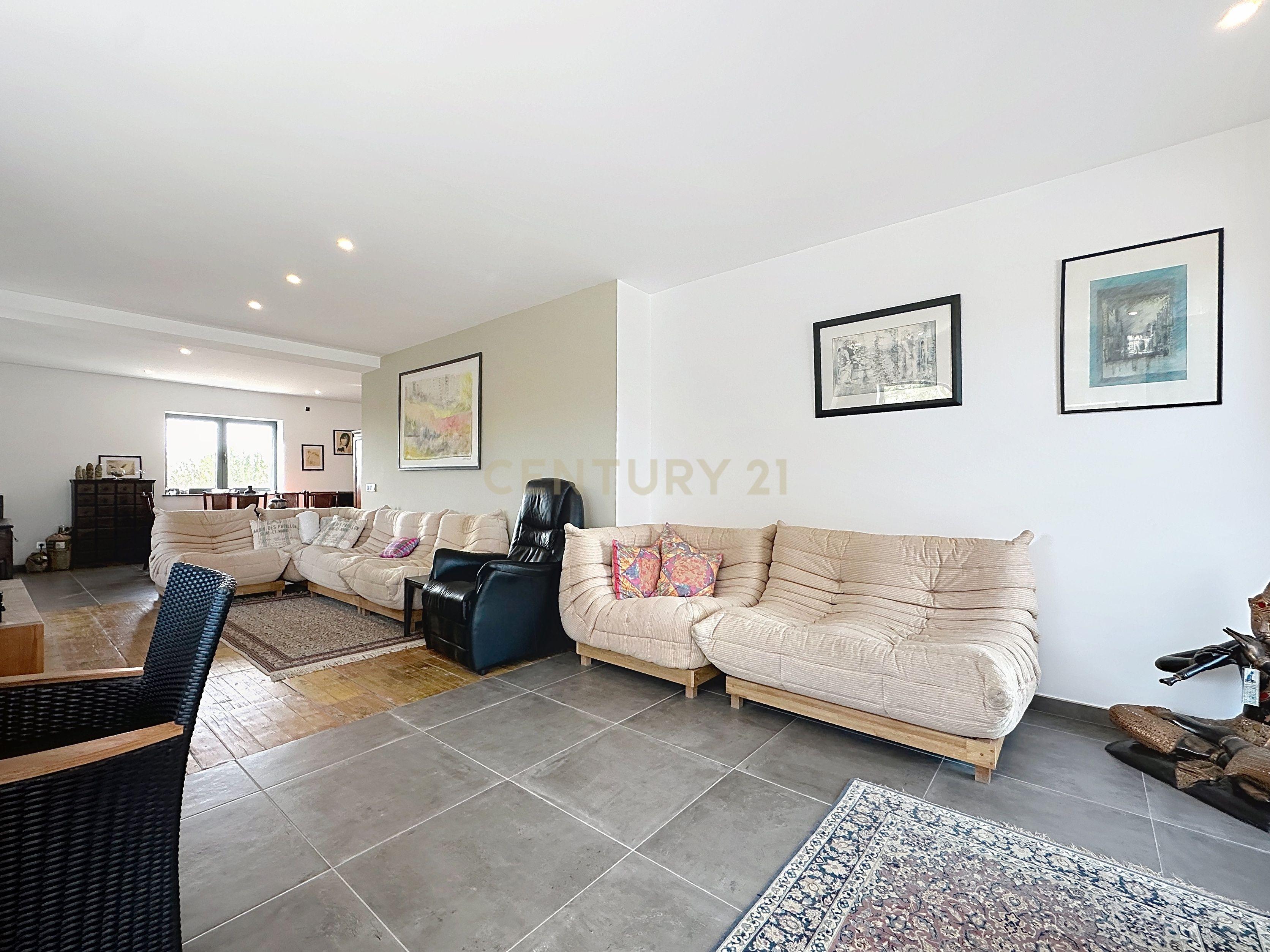 undefined - Image 9