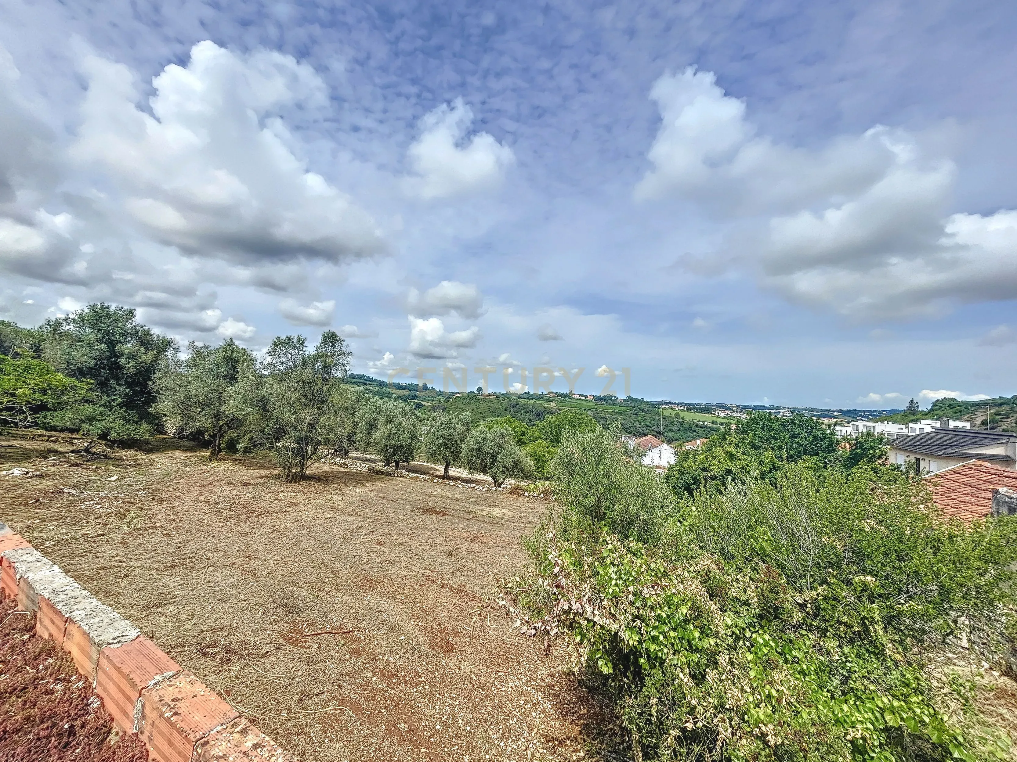 Terreno com Casinhas para Reabilitar! - Image 41