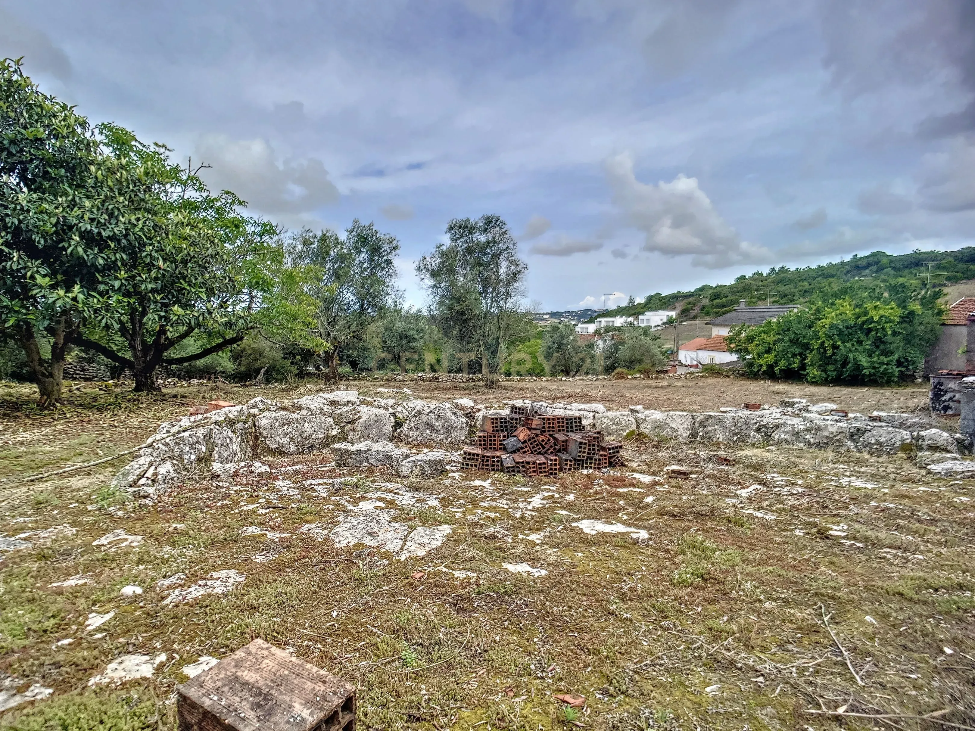 Terreno com Casinhas para Reabilitar! - Image 14