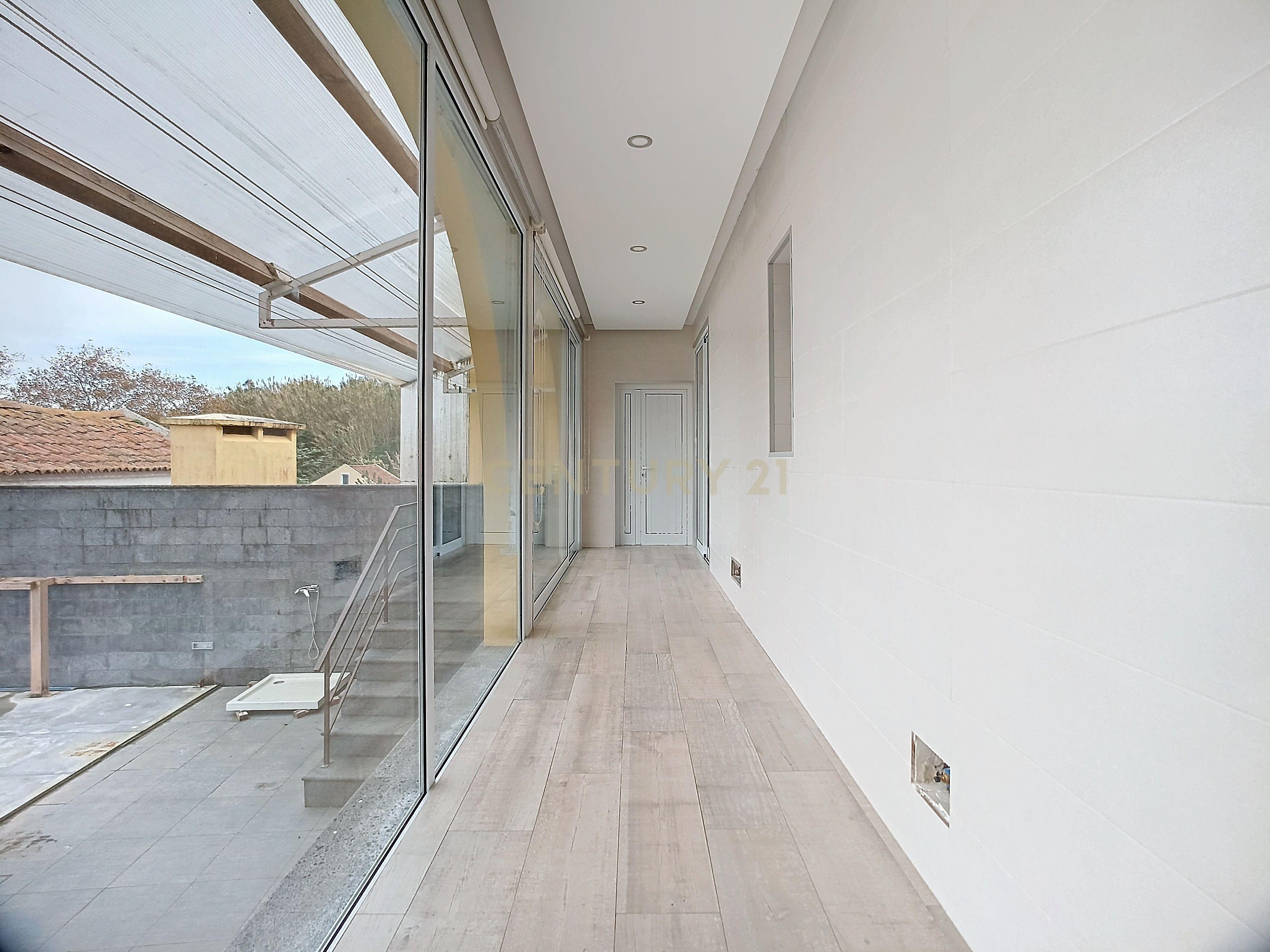 Moradia T4 com Vista Mar | Ajuda da Bretanha | São Miguel - Image 19