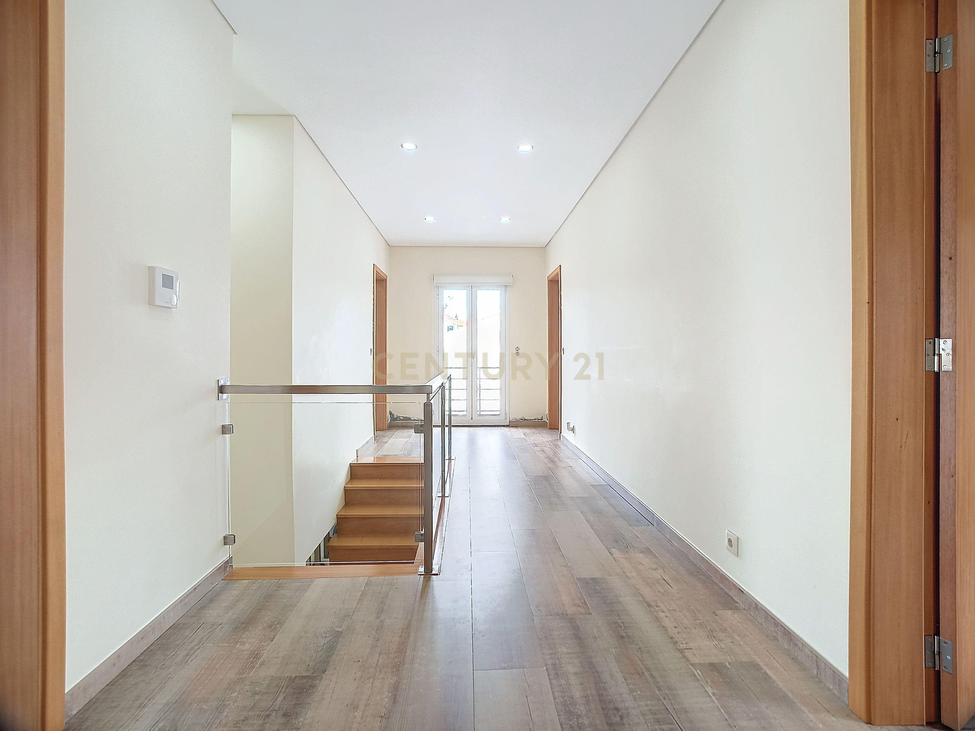 Moradia T4 com Vista Mar | Ajuda da Bretanha | São Miguel - Image 22