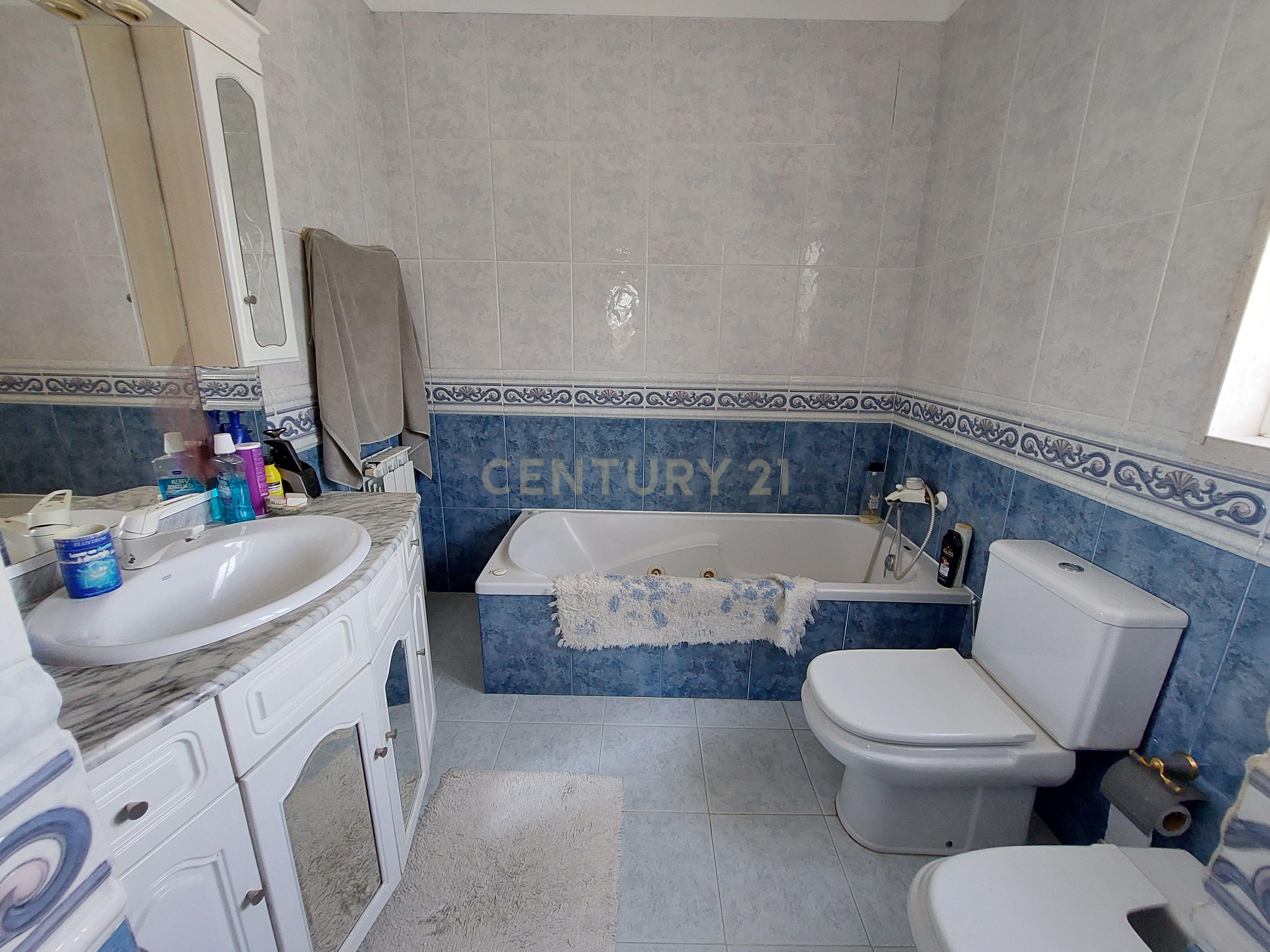 MARISOL - MORADIA SEMI-GEMINADA – 4 QUARTOS – PISCINA - Image 12