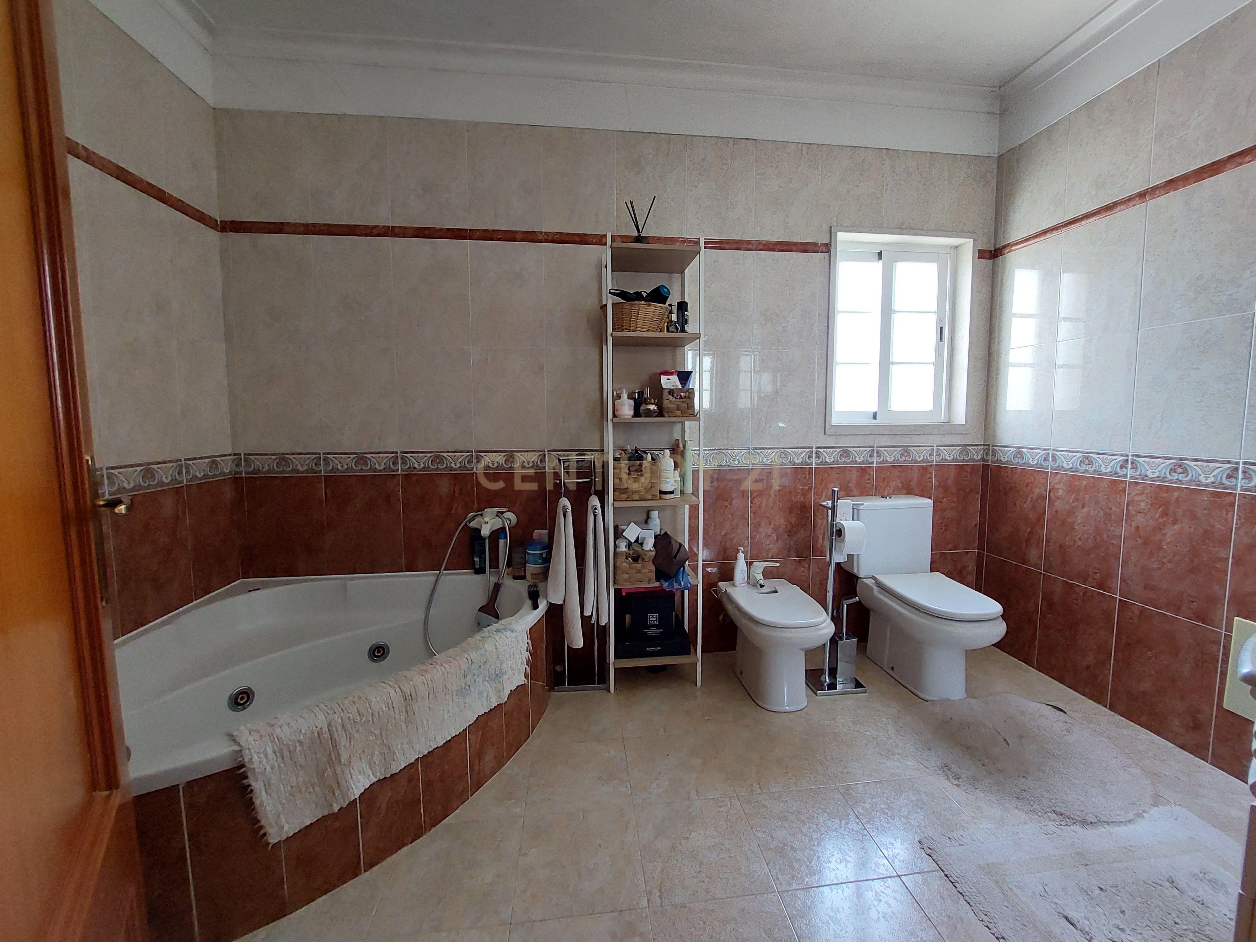 MARISOL - MORADIA SEMI-GEMINADA – 4 QUARTOS – PISCINA - Image 15