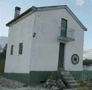 Quinta em Gouveia, com 4,4ha, para Venda - Image 8