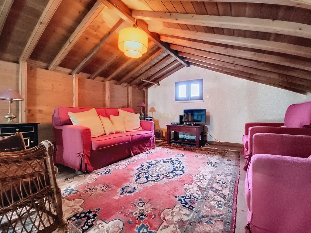 Quinta com Duas Moradias – Um Refúgio Exclusivo em Ribeira Grande - Image 13