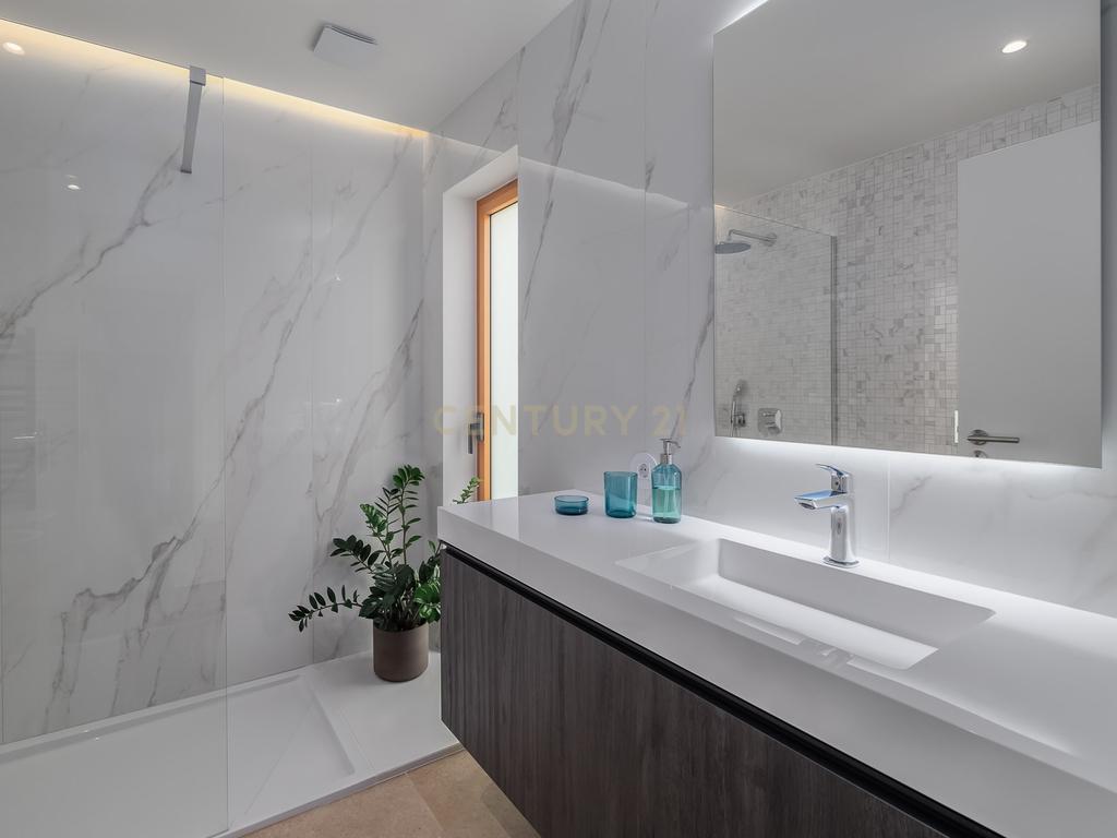 Casas De Sol-Fabulosa Moradia T4+1 - Image 19