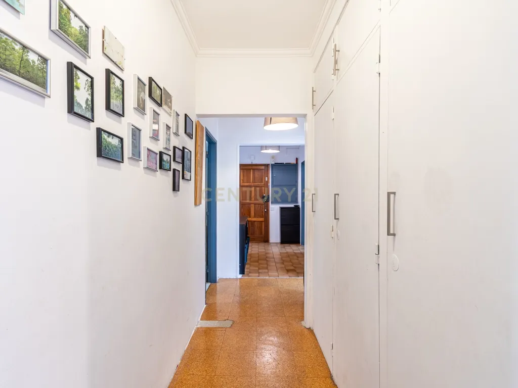 Apartamento T3 em Caneças com Vista e Luz Natural - Image 16