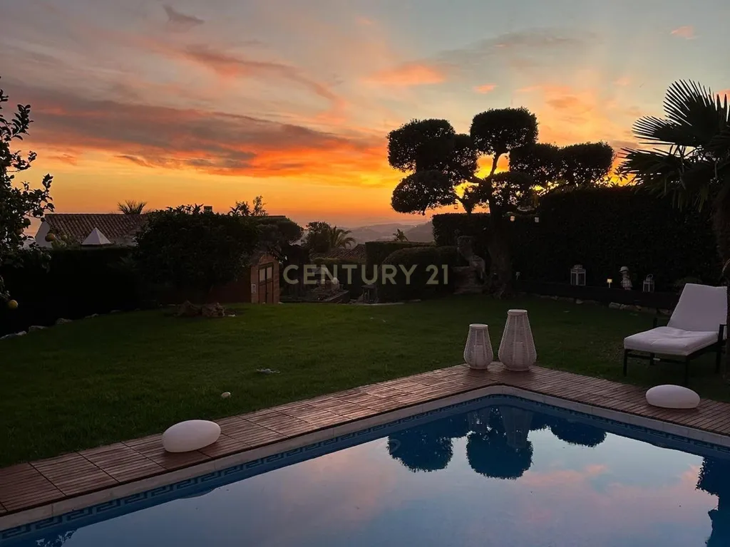Elegante moradia com vistas panorâmicas para o mar no Sierra Blanca Country Club, Marbella - Image 65