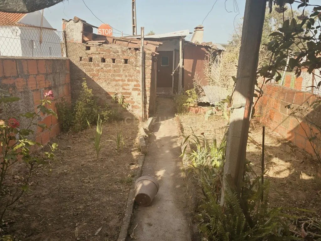 Moradia T1 com Quintal – Alcáçovas - Image 25